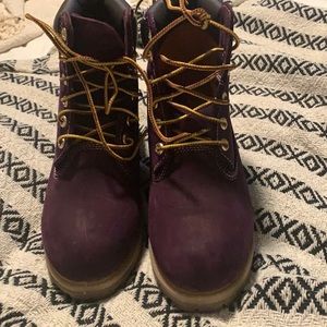 Timberland purple boots size 6 used a couple of times very clean